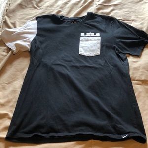 Nike LeBron pocket breasted T Shirt